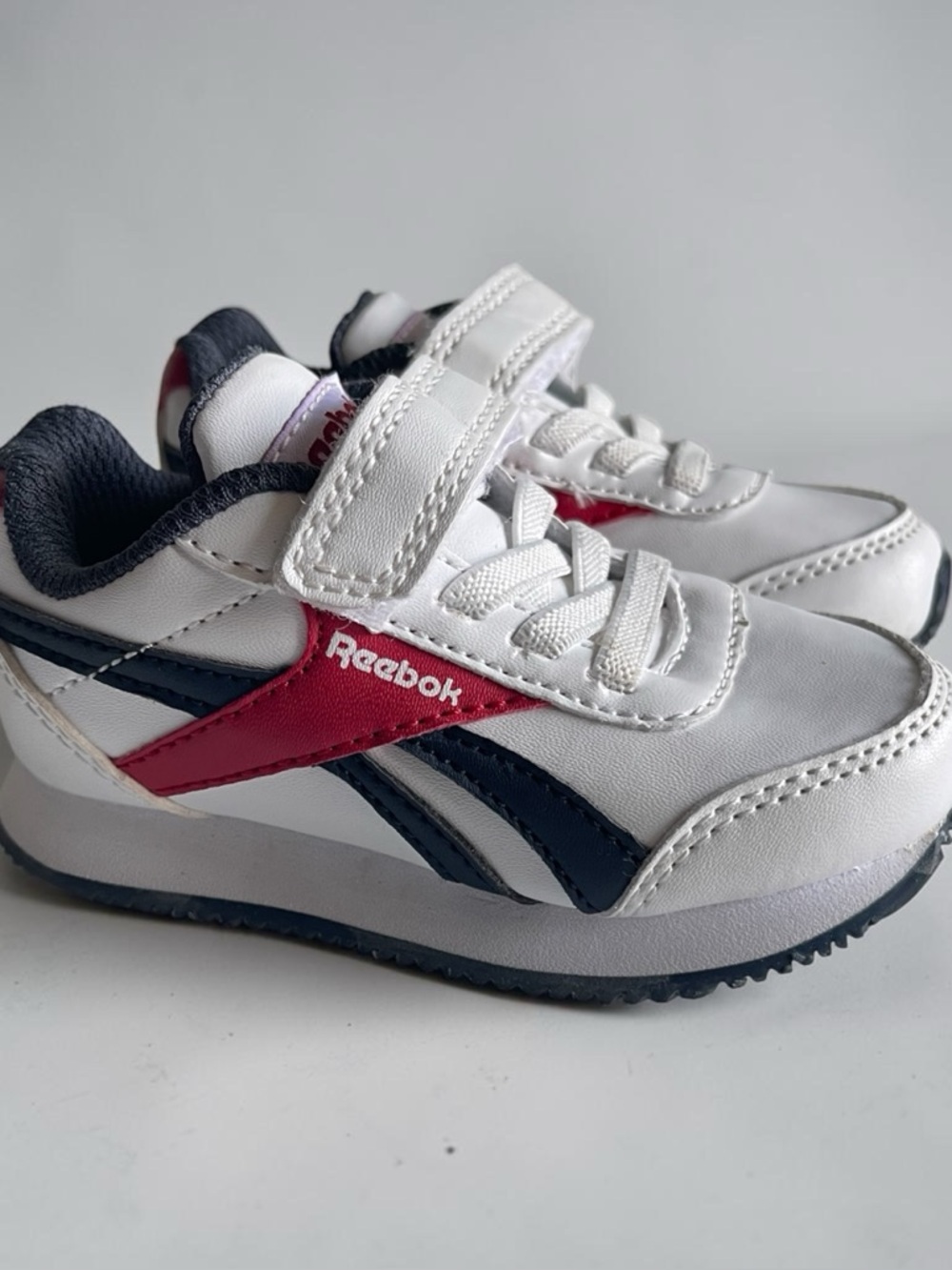 Reebok Toddler Sneakers Size 5 White Red Navy Hook Loop Kids Shoes
